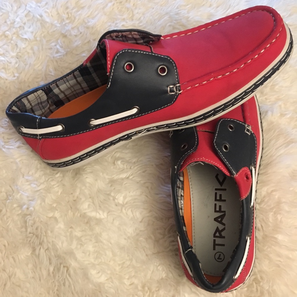 Man casual shoes size 7